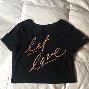 COMMON Let Love crop top